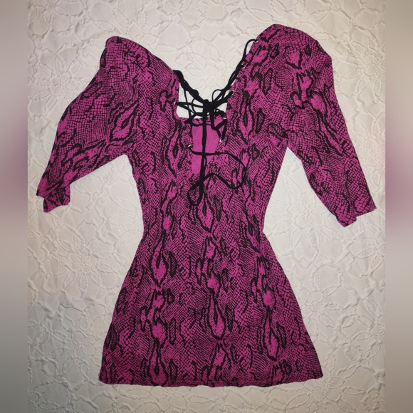 Neon pink snakeskin top - Picture 8 of 9